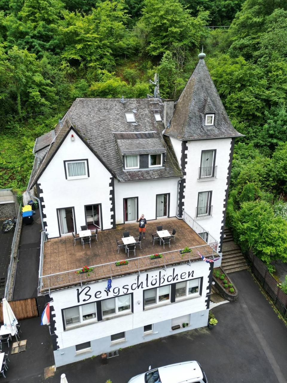 Hotel Bergschloesschen 2*
